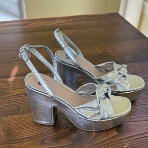 SO Metallic Silver Platform Sandals